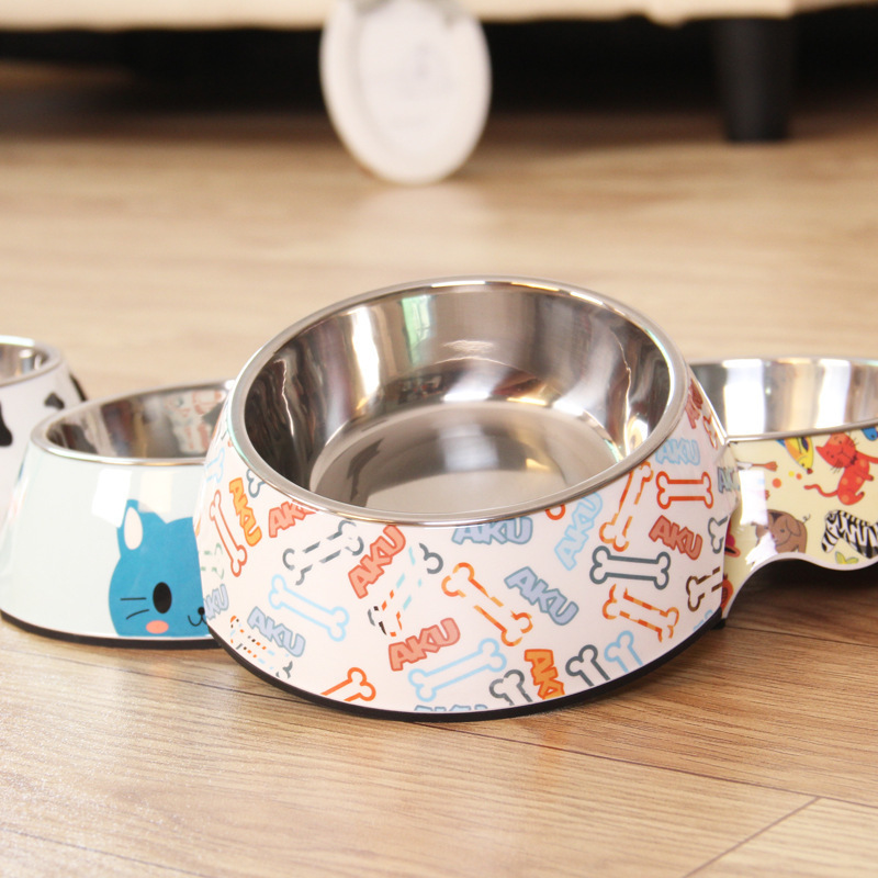 Polished stainless interior of a patterned pet bowl